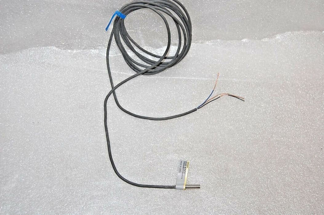 Omron E2E-X1C1 Proximity Switch