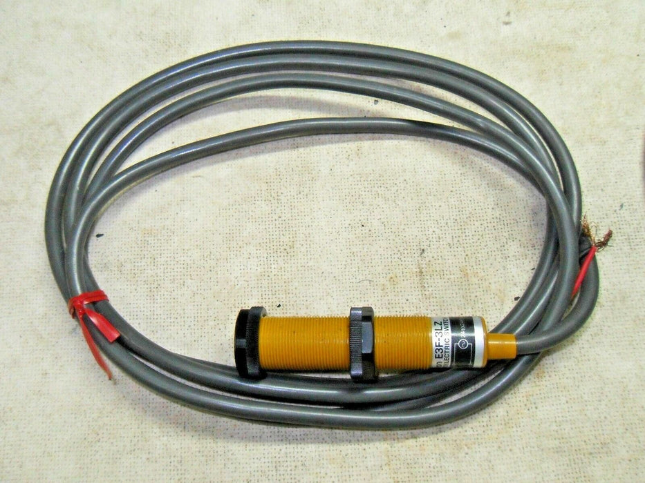 Omron E3F-3LZ Photoelectric Switch