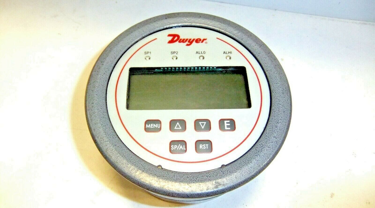 Dwyer Digihelic Differential Pressure Control DH3-007