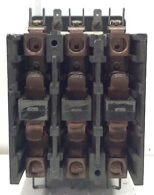 Square D 8910DPA93S40V02 110 / 120 V AC 90 A 3 P Definite Purpose Contactor