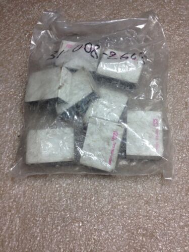 8 Grayhill IDC Input Modules