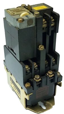 Allen-Bradley 700NT-400A1 Electrically Held Relay w/ 110/120 V AC Coil