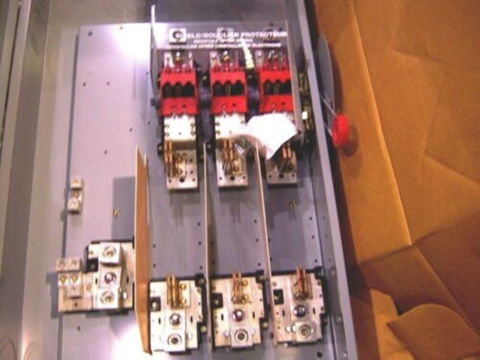 Cutler-Hammer DH365NGK 600V 400A 3-Pole 4-Wire Fusible NEMA Size 1 Disconnect