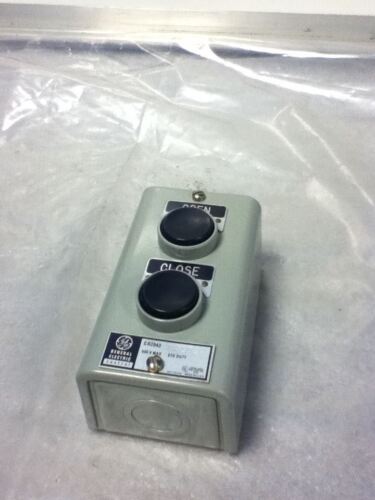 GE CR2943NA102G PUSHBUTTON STATION