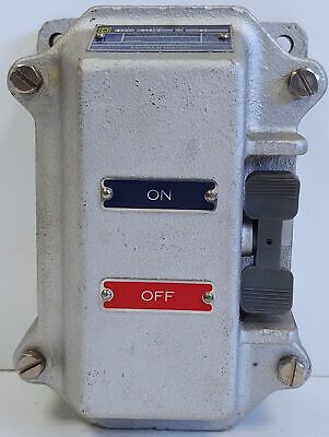 Square D 9001-GR-210 600 V Heavy Duty Control Station in NEMA 7 & 9 Enclosure