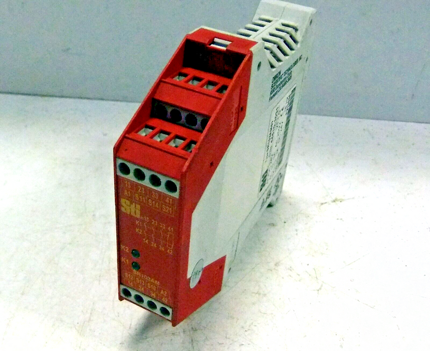 Omron STI 44510-1031 SR103AM01 24 V Safety Relay