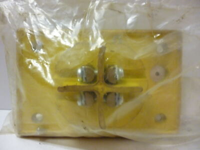 Crouse-Hinds X8580-39 Receptacle