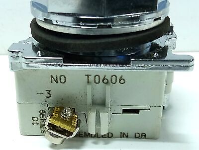 Cutler-Hammer 10250T124 Yellow Momentary Jumbo Pushbutton Switch