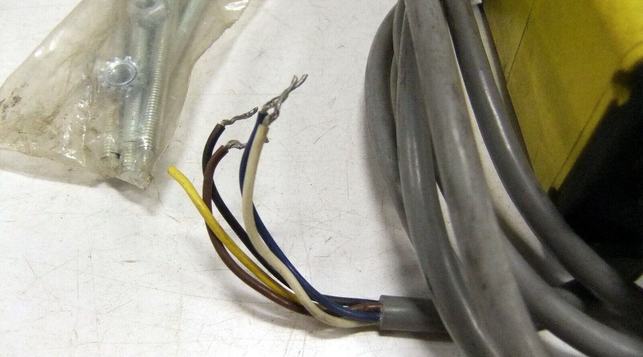 Banner Engineering OPBA2 Photoelectric Sensor