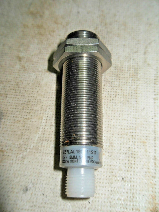 Cutler-Hammer E57LAL18T111SD Proximity Switch.