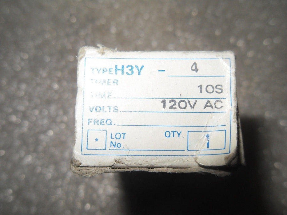 Omron H3Y-4 120 V 10 Second Mini Time Delay Relay