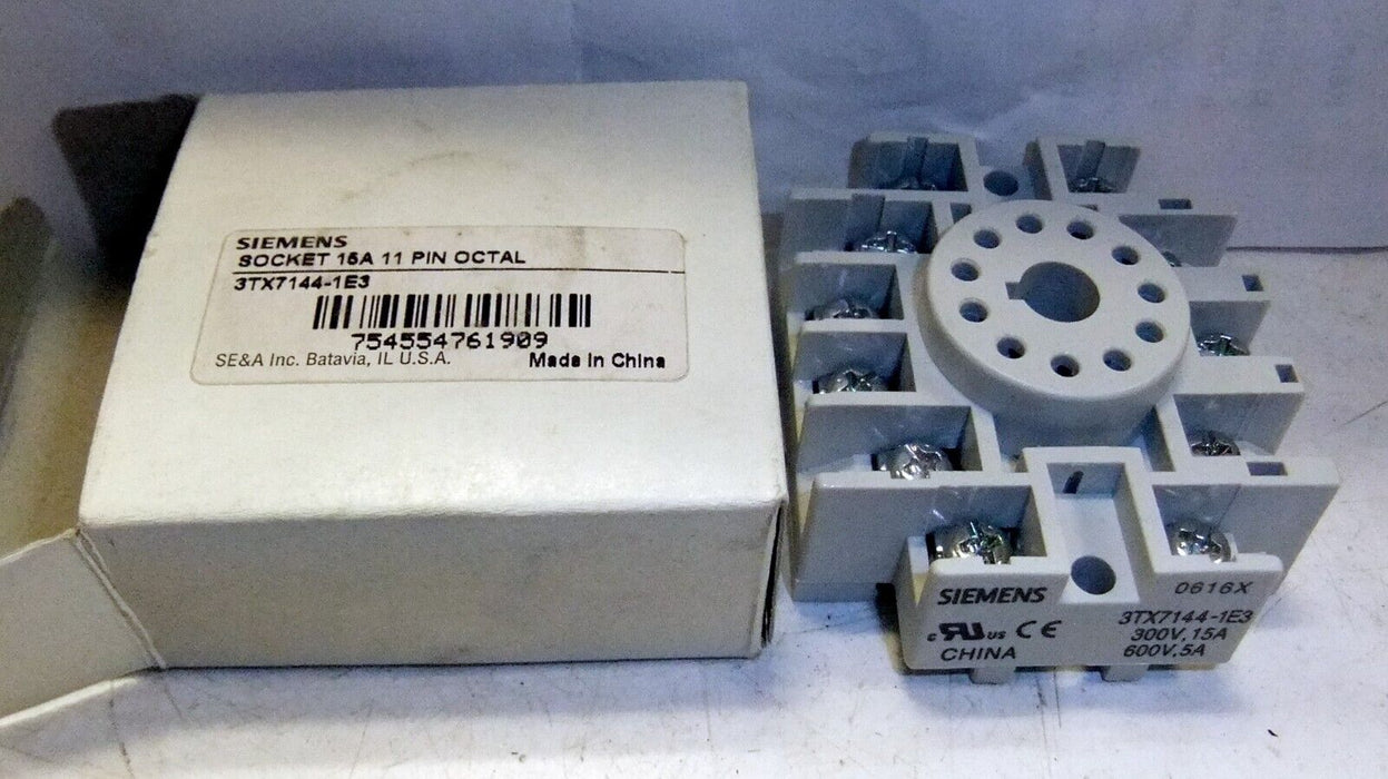Siemens 3TX7144-1E3 Relay Socket 11 Pin