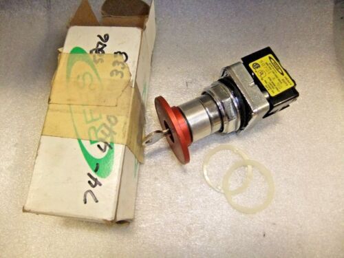 1 REES 40067-002 PUSHBUTTON LOCKABLE