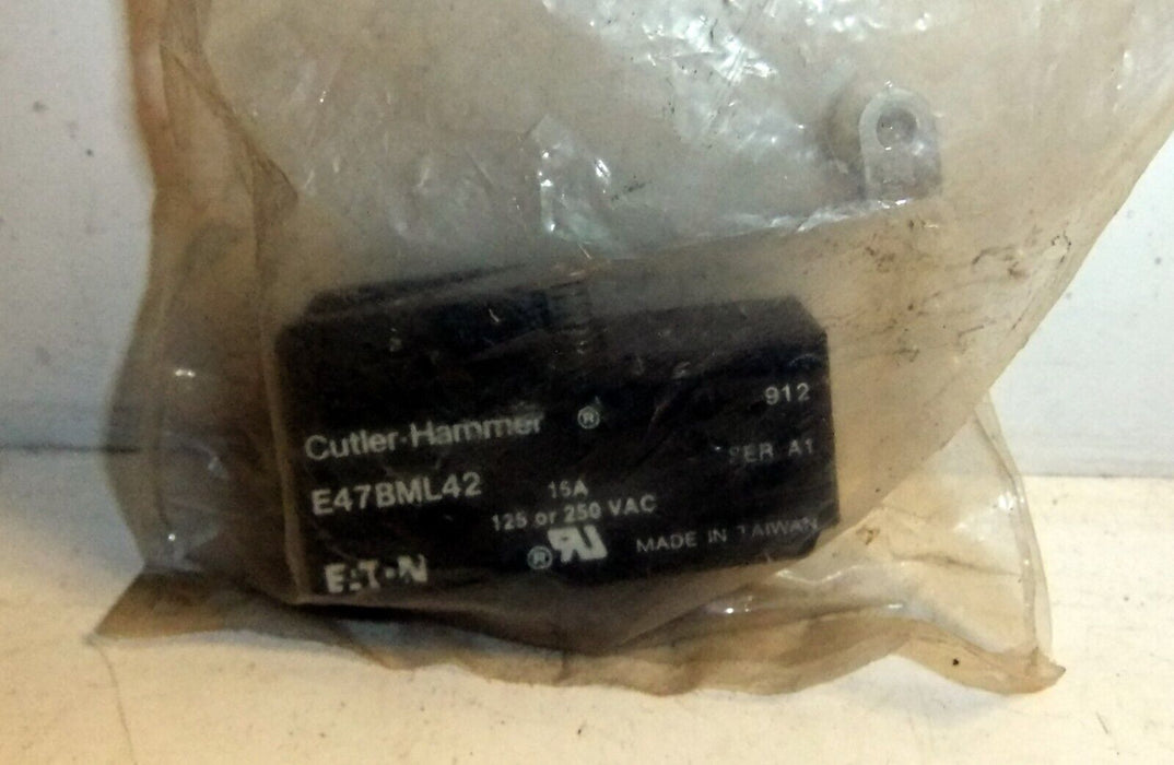 Cutler-Hammer E47BML42 Precision Limit Switch