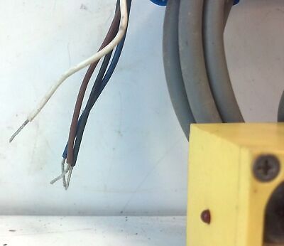 Banner Engineering SM912LV 10-30 V DC VALU-BEAM Photoelectric Sensor