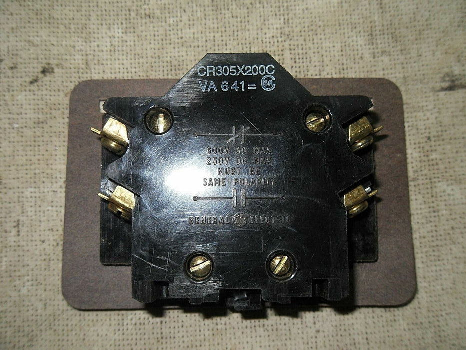 GE CR305X200C Auxiliary Contact