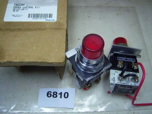 2 Cutler-Hammer Pilot Lights w/contacts 10250T / 910000T/E34