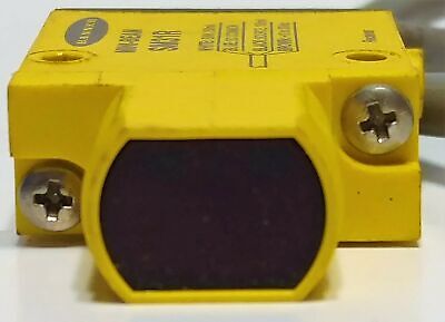 Banner Engineering 25622 / SM31R Photoelectric Proximity Sensor