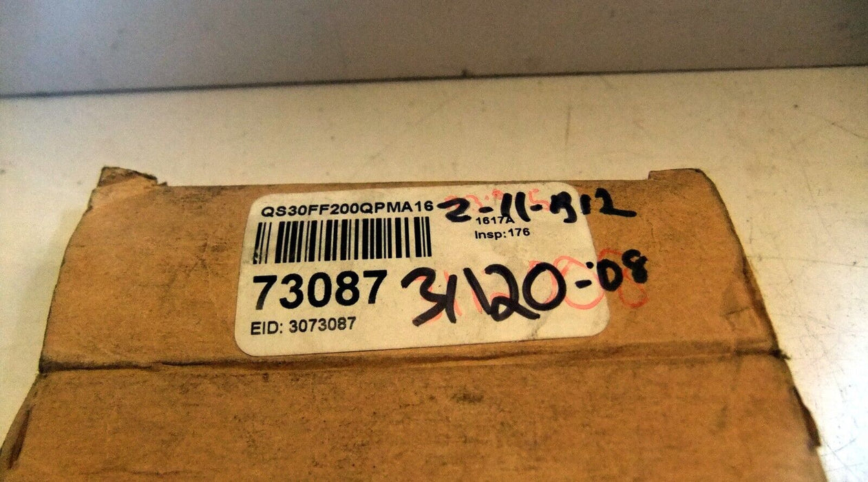 Banner Engineering Photoelectric Switch QS30FF200QPMA16