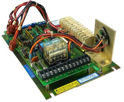 Eaton 15-539-1 DYNAMATIC 4050 115 VAC 7 A Input 45 VDC 8 A Output Controller