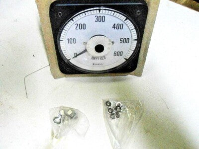 Crompton 077-05FA-LSSJ 0-600 A 4-1/2 in Square Panel Mounted Ammeter