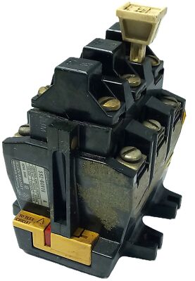 Allen-Bradley 592-BOV16 600 V AC 40 A NEMA A600 Overload Relay w/ W53 Heaters