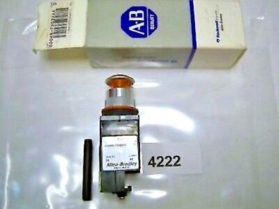 Allen-Bradley Pushbutton 800MR-FXQ24AA 300VAC