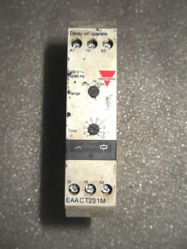 1 CARLO GAVAZZI EAACT231M TIMER ON DELAY
