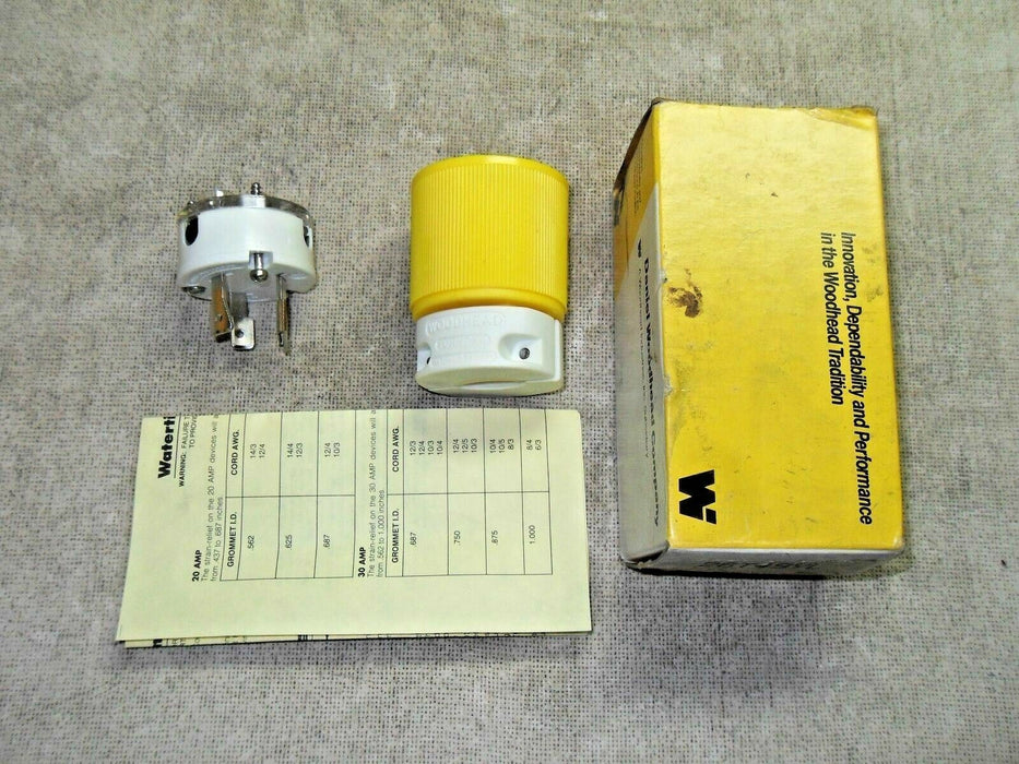 Daniel Woodhead 26T49YL Hi-Amp Turnex L7-20 Plug