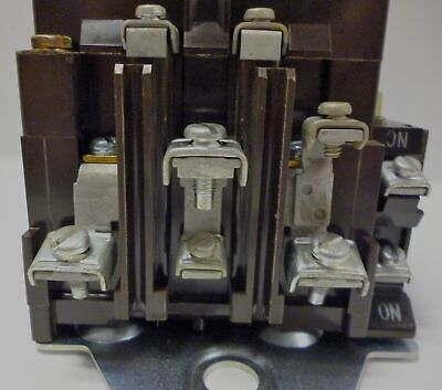 Cutler-Hammer C30BN3 Lighting Contatctor