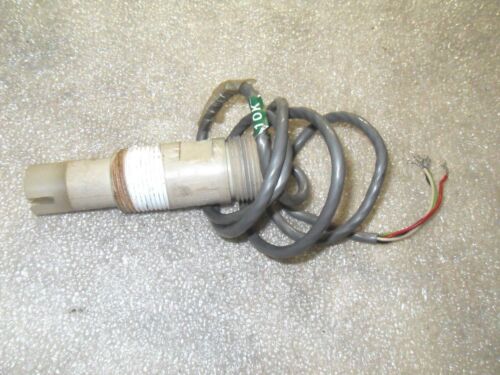 1 Rosemount ANALYTICAL 1000858 REV K CONDUCTIVITY SENSOR