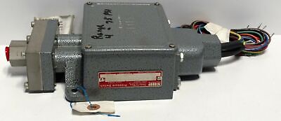 SOR 44V2-EG45-N4-C1A Pressure Switch
