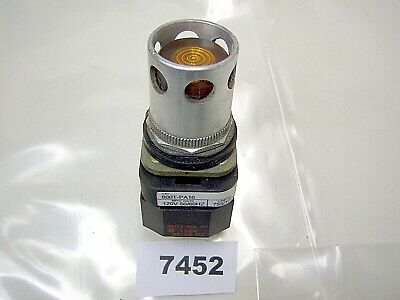 Allen-Bradley Push Button 800T-PA16 Illuminated Amber Momentary 1NO 1NC