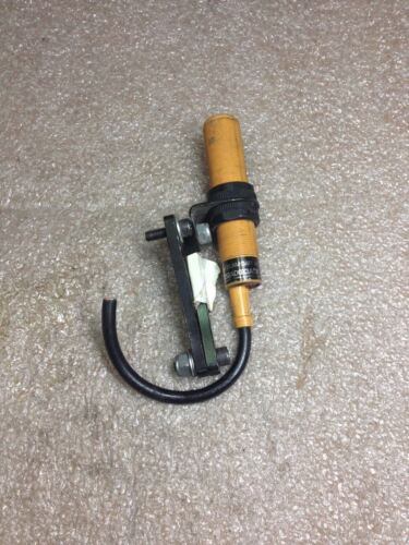 ATC 7252AD0X3ASX Photoelectric Proximity Sensor