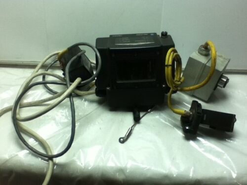 Allen-Bradley 2755-SN8 ADAPTASCAN BARCODE READER