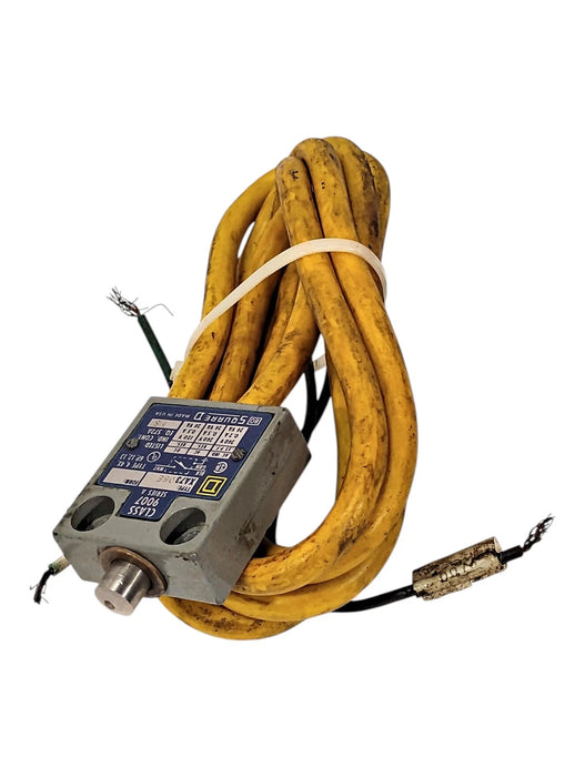 Square D 9007-XA73-06E Ser A 240 V AC 0.5 A Plunger Style Limit Switch
