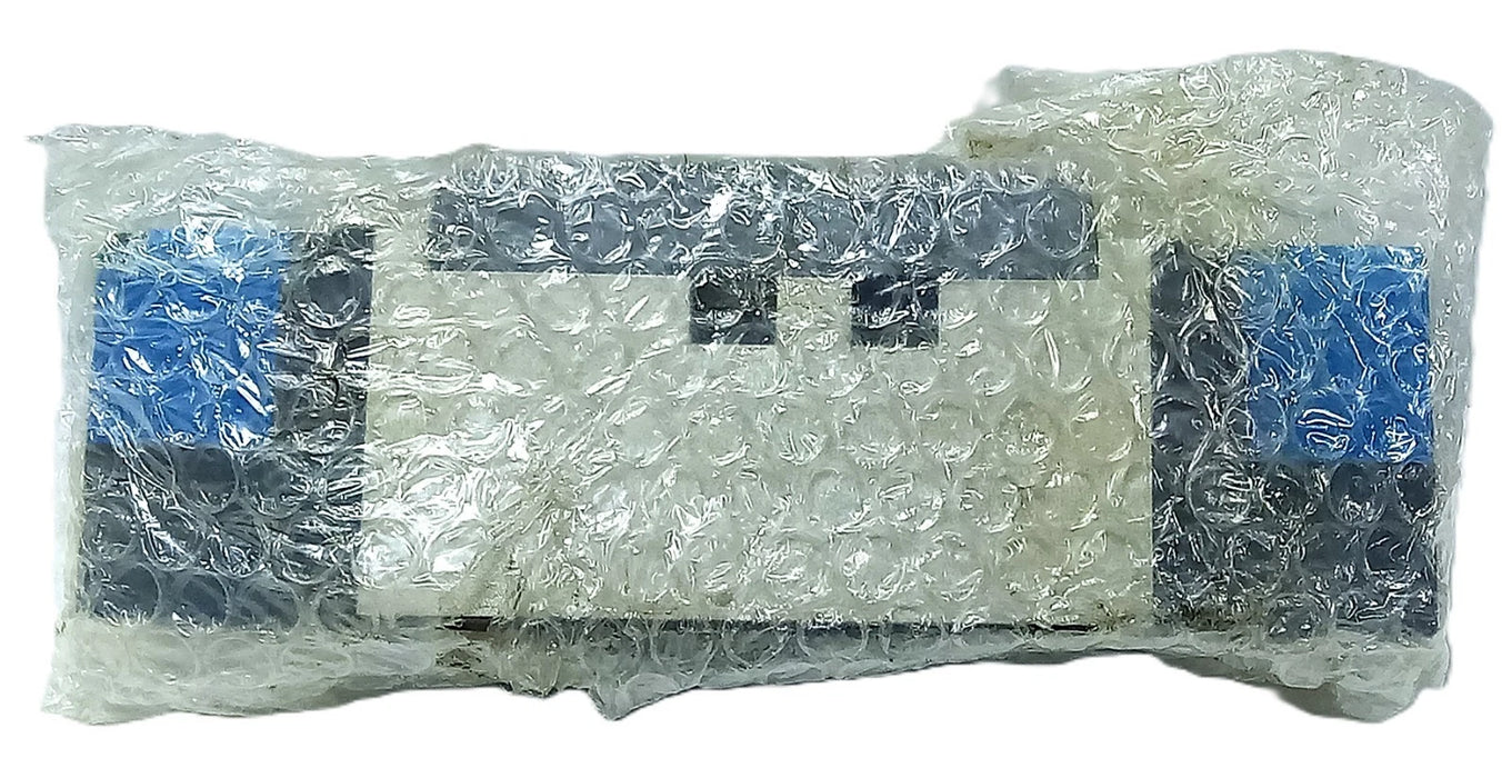 SMC VSS8-8-FHG-D-3EZ-V1 142 psi 1.0 MPa Solenoid Valve w/ 21-26 V DC Coil