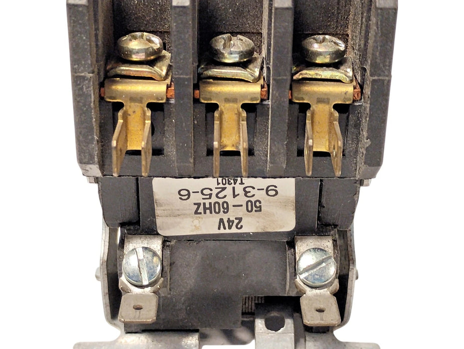 Cutler Hammer C25DND340 Series C1 40 A Definite Purpose Contactor w/ 24 VAC Coil