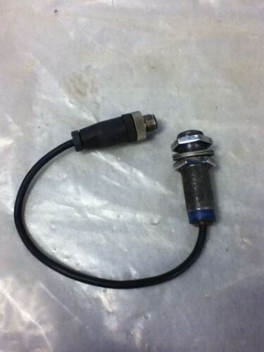 Telemecanique XS1M18MA230 Proximity Switch