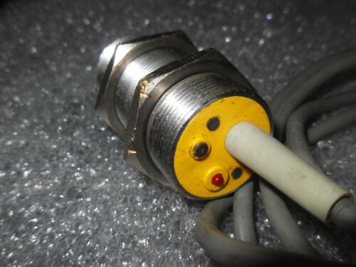 Turck BI10-G30-AZ3X Proximity Switch