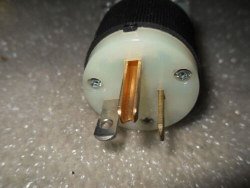 Hubbell HBL5366CCN Insulgrip Plug 20A 125V NEMA 5-20P