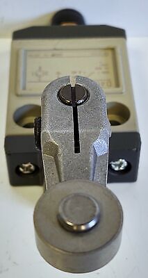 Omron D4CC-3024 Rotary Gear Limit Switch