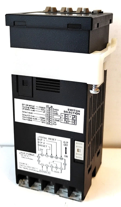Omron H7CX-A-N 100-240 V AC 6-Digit Multifunction Counter Module