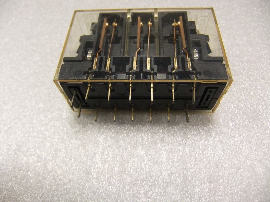 Omron Relay G7S-3A3B-24VDC