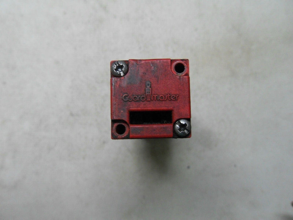 Allen-Bradley 440K-E33030 Safety Switch