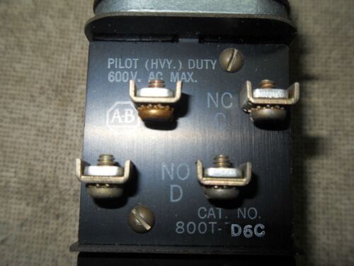 Allen-Bradley 800T-D6C Ser A Red Push Button Switch