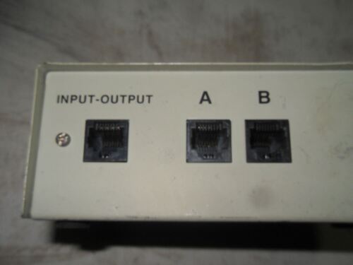 1 MANUAL DATA TRANSFER SWITCH BOX