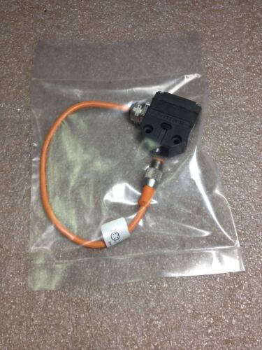 Balluff Dns519-099-D-11 Limit Switch