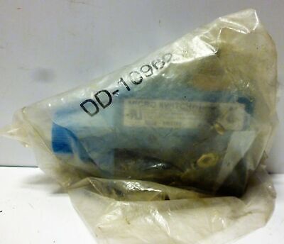 Honeywell BZE6-2RQ168 MICRO SWITCH Limit Switch
