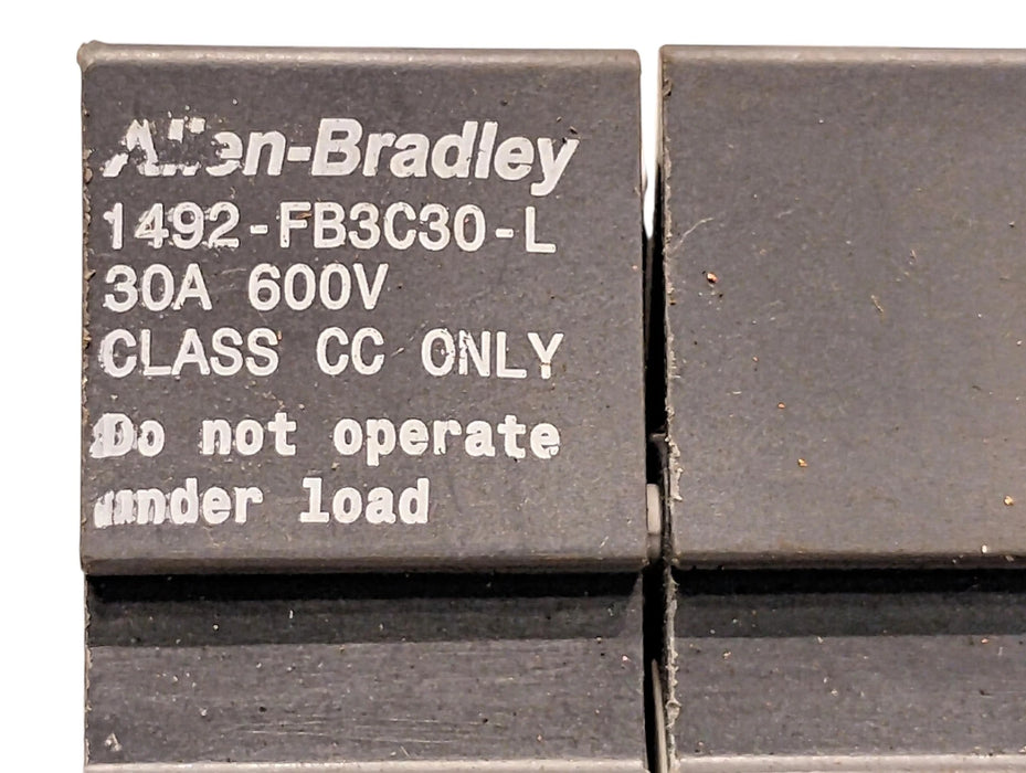 Allen-Bradley 1492-FB3C30-L 600 V 30 A 3-Pole Class CC Fuse Holder w/ Indicators